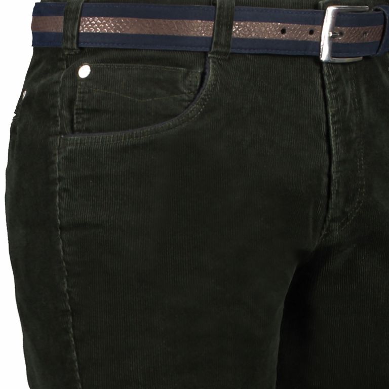 Com4 Corduroy groen 2160