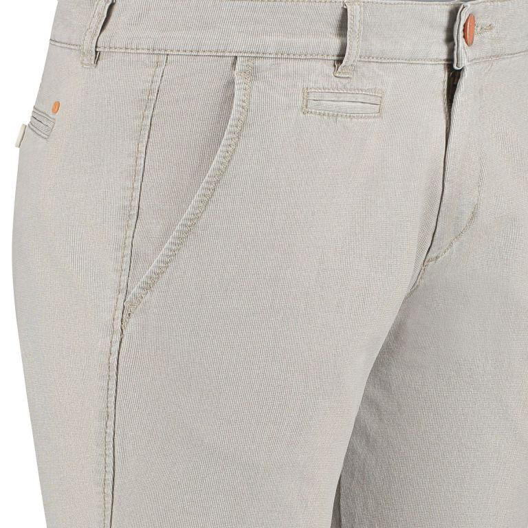 North84 Chino zand 8410.4347